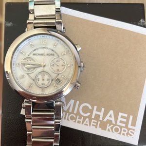 MICHAEL KORS Perl and crystal watch